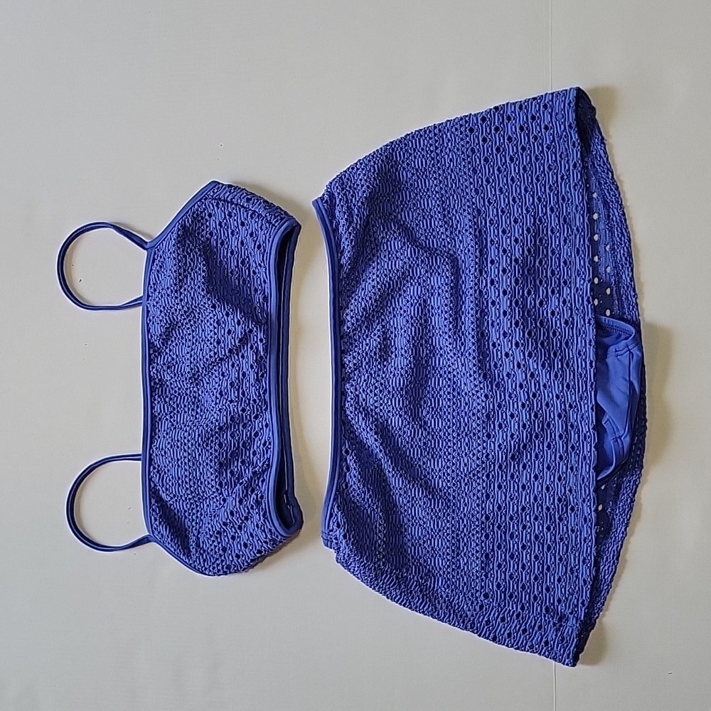 BAHA BLUE size 6, 2-piece periwinkle blue swimsuit